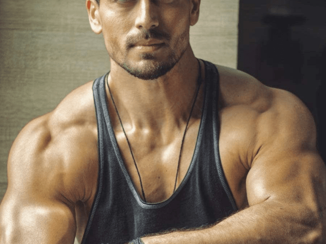 Tiger Shroff Net Worth!  Check Out The  Salary of Tiger!