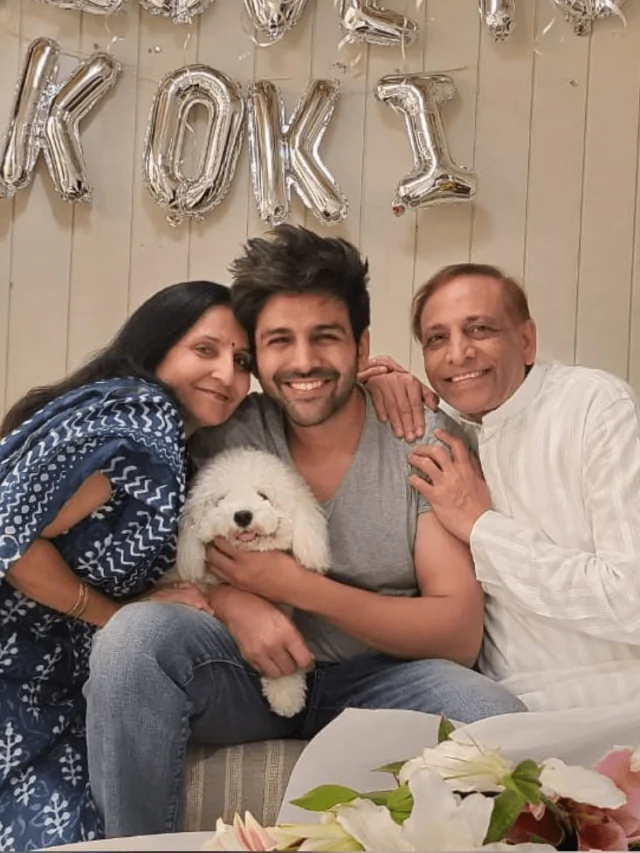 Kartik Aaryan Celebrated His Birthday With Family And His Pet Katori!