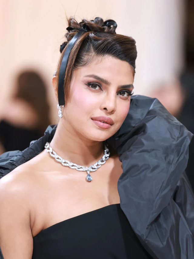 Priyanka Chopra’s Fancy Bulgari Necklace To Be Auctioned? Check Now!