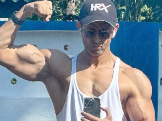 Hrithik Roshan Fitness: Get Motivated By His Jaw-Dropping Transformation!