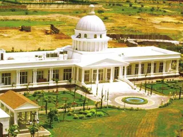 Rocky Aur Rani: Inside Pics Of the Luxurious Randhawa Mansion!