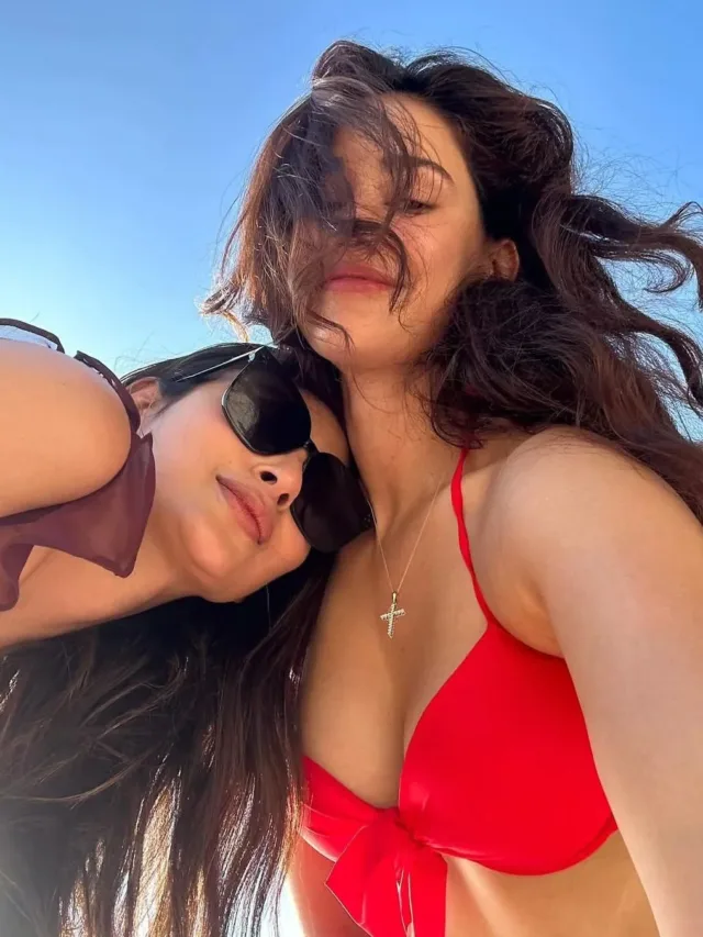 Mouni Roy & Disha Patani’s Thailand Photos Breaks the Internet!