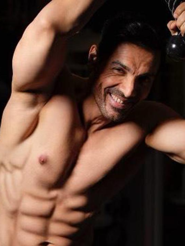 John Abraham Acquires Luxurious Rs 75 Cr Bungalow In Mumbai!