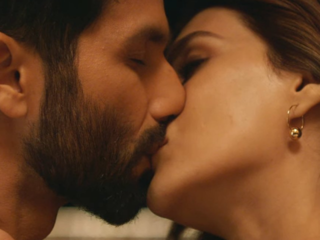 Shahid & Kriti’s Teri Baaton Mein Aisa Uljha Trailer Sparks Magic!
