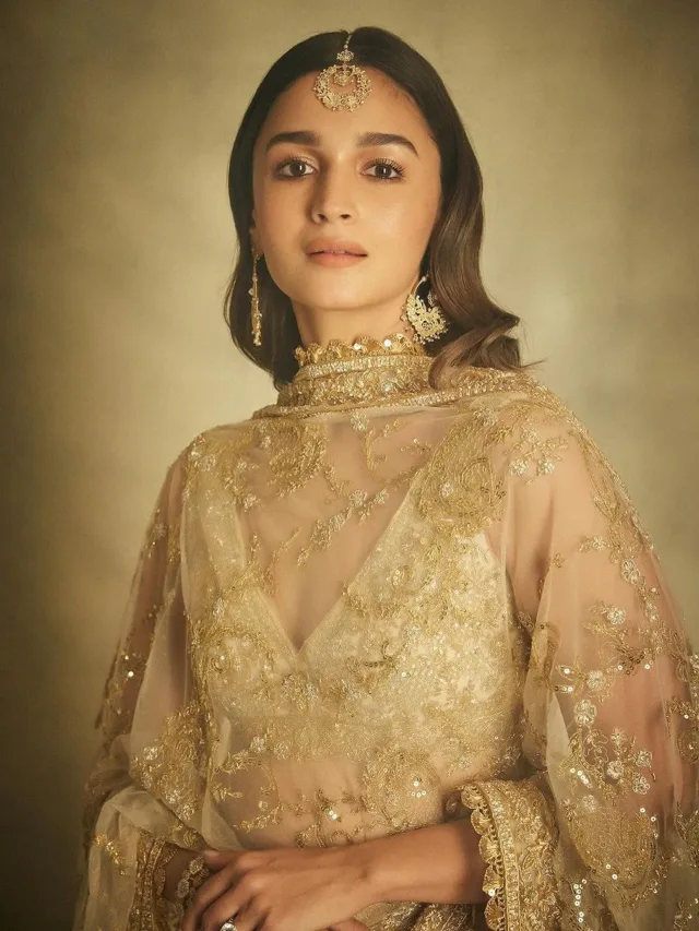 Alia Bhatt’s Stunning Looks At Ambani’s Pre-Wedding Bash!