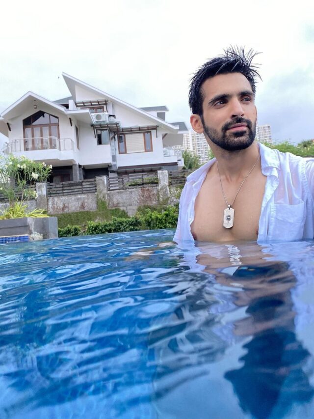 Arjit Taneja Enjoys A Refreshing Pool Day At Work! Check Pics!