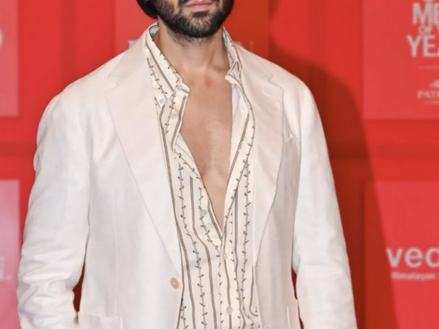 Kartik Aaryan Shines At GQ Awards 2024 With Winning Style