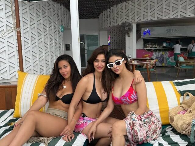 BFF’s Disha Patani And Mouni Roy’s Bold Bikini Styles Turn Heads!