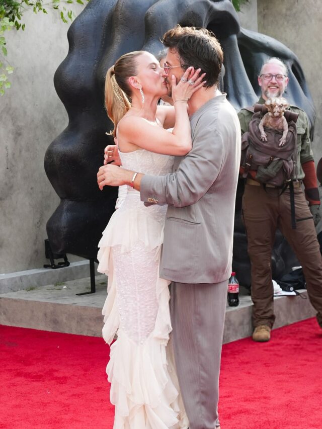 Scarlett Johansson & Jonathan Bailey Kiss Again On Red Carpet