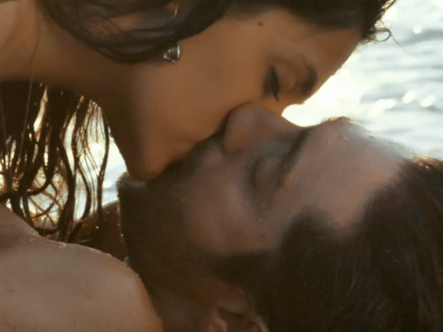 Ahaan Panday And Aneet’s Sizzling Chemistry Is Pure Fire!