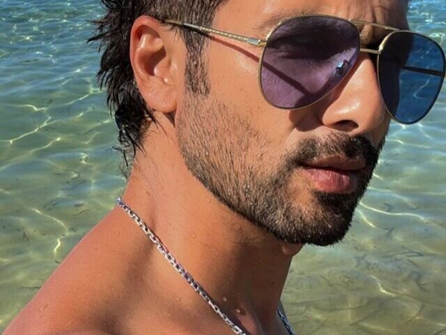 Shahid’s Beach Look Screams Badmaash Company Era